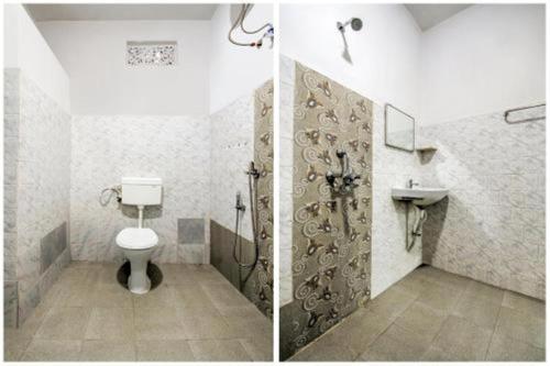 巴特那Hotel Vivek的浴室的两张照片,配有卫生间和水槽