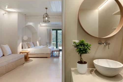 Casa Di Fiori Andros Suites的一间浴室