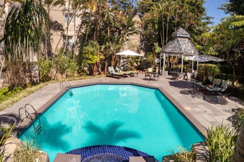City Lodge Hotel Durban内部或周边的泳池