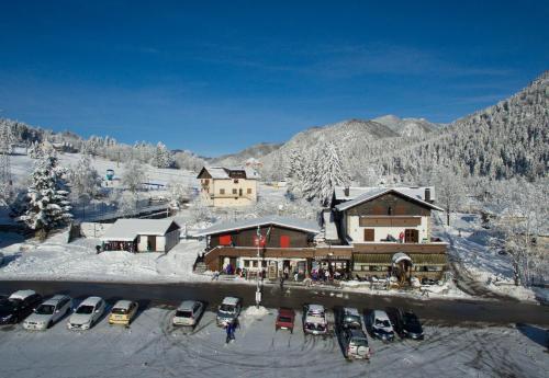 冬天的Hotel Valle Verde - Rent Ski & Bike