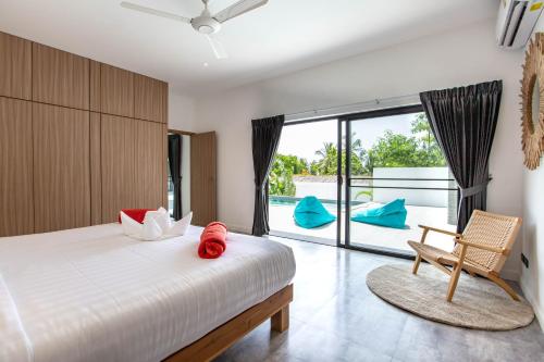 Villa Nirvana, 3 Bedrooms, Chaweng Noi内部或周边泳池景观