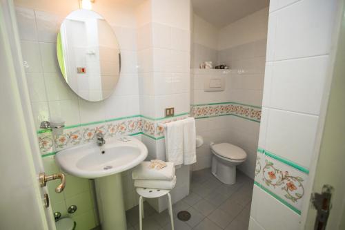 拉皮亚泽塔旅馆的一间浴室