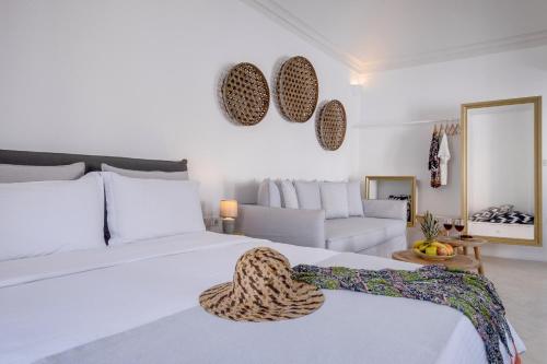 Radiant Santorini客房内的一张或多张床位