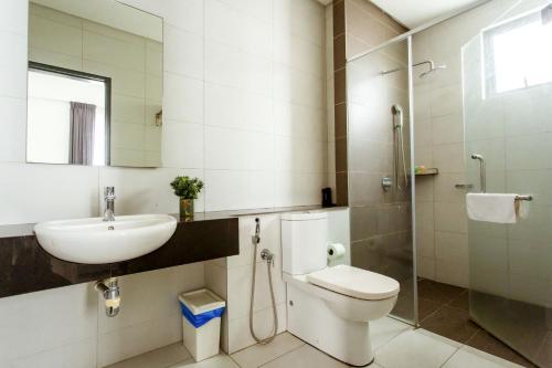 Da Men Sunway Subang By ODY Suites的一间浴室