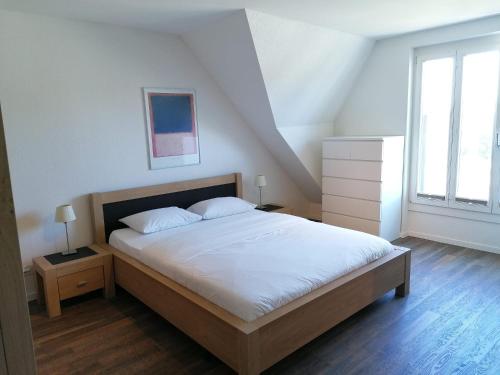 Easy-Living Lucerne City Apartments 1客房内的一张或多张床位