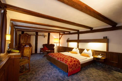 里特尔圣乔治酒店客房内的一张或多张床位
