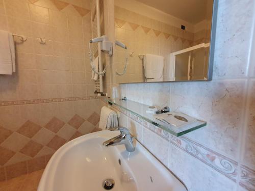 阿格里图里斯莫卡西纳里酒店的一间浴室