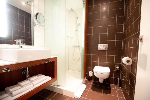美居奥斯特拉瓦中心酒店的一间浴室