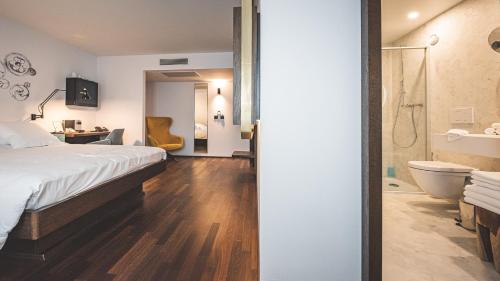 日内瓦伯尔尼纳酒店客房内的一张或多张床位