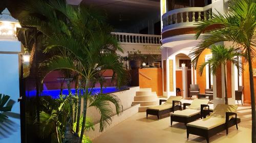 YAILAND Luxury Pool Villa Pattaya Walking Street 5 Bedrooms内部或周边的泳池