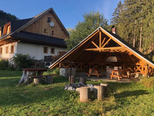 Chaty a horský hotel Kožiar