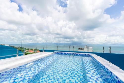 Sen Hotel Phu Quoc内部或周边的泳池