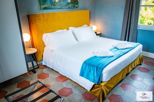 Capriccio Art Hotel客房内的一张或多张床位