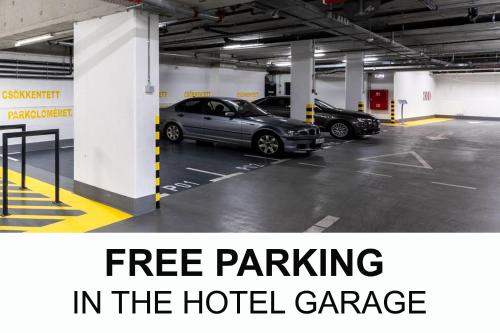 布达佩斯Hotel Vision的停车场,可停放在酒店车库的汽车