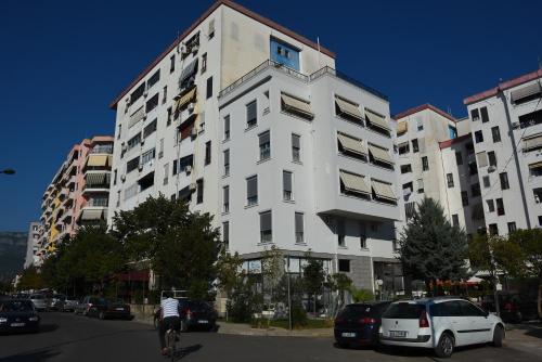 地拉那Click Apartments - Tirana的相册照片