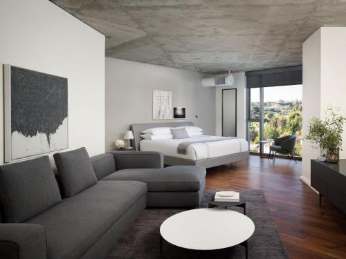 AKA West Hollywood, Serviced Apartment Residences的休息区