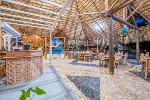 佩德纳莱斯Glamping EcoLodge Cueva De Las Aguilas的相册照片