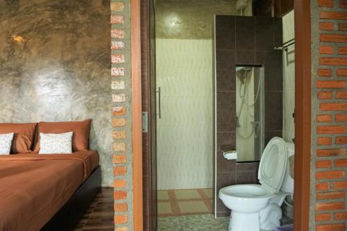 湄林班苏安玛雅旅馆的相册照片