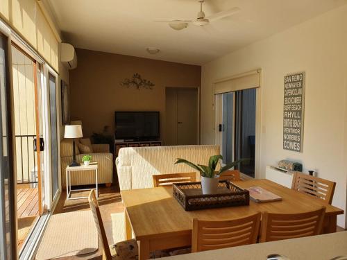 Eco Holiday Resort Villa 174的休息区