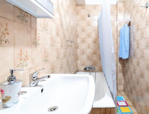 Apartment Rustic Oporto的一间浴室