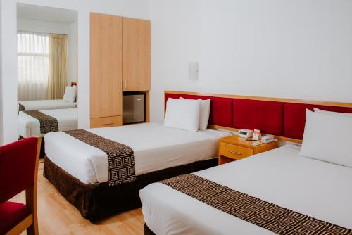 齐克拉约温梅尔赌场及酒店的酒店客房设有两张床和电视。