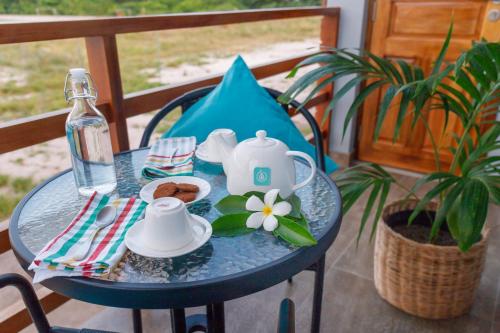 Nihaali Maldives的咖啡和沏茶工具