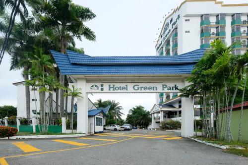 淡马鲁Super OYO 1236 Hotel Green Park的相册照片