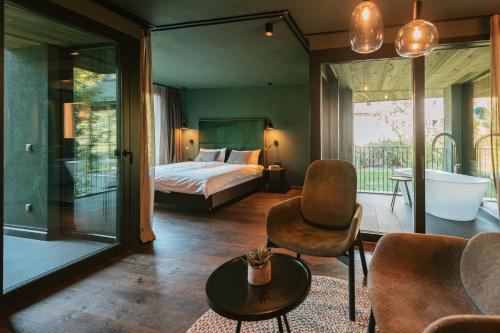 修希Floris Green Suites by Parc Hotel Florian的相册照片