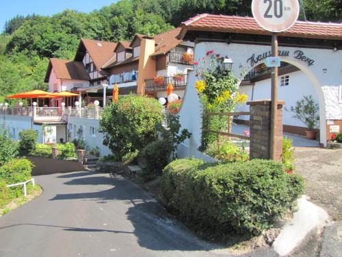 Hotel Haus am Berg picture 1