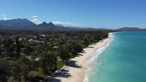 Waimanalo Beach Cottages鸟瞰图