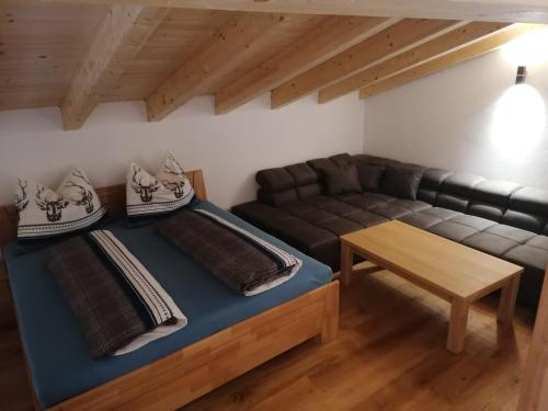 Alpen-Appartement Auerhof的休息区