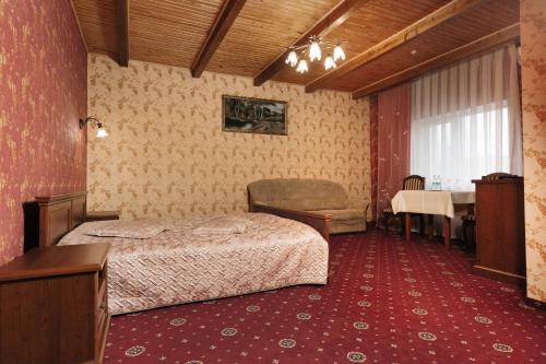 伊万诺-弗兰科夫斯克斯坦尼斯拉维斯基蒂维尔酒店的相册照片