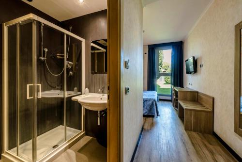 罗马南部酒店的一间浴室