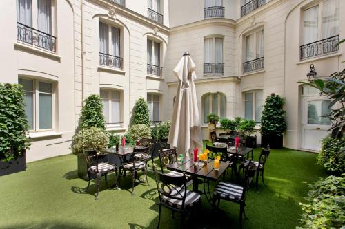巴黎爱丽舍联合酒店的相册照片