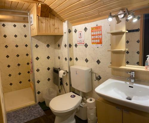 冒险旅馆 的一间浴室