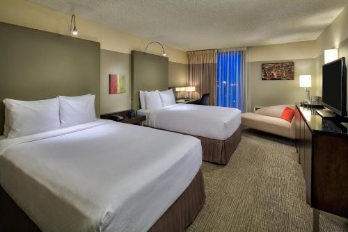 皇冠假日酒店 - 芝加哥西环客房内的一张或多张床位