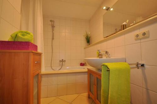 Ferienhaus Kunas的一间浴室
