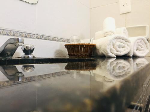 圣雷莫特拉萨斯酒店的一间浴室