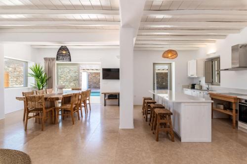 法蒂亚Mykonos AG Villas in Ftelia Beach的相册照片