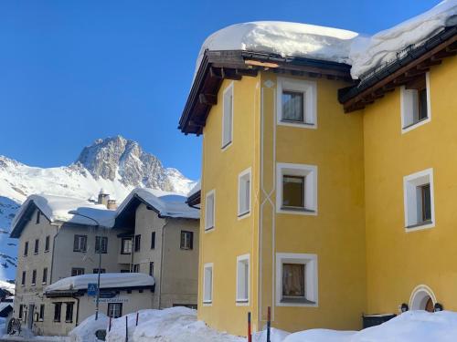 冬天的Ca del Forno St Moritz