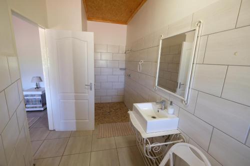 Duwisib Guest Farm的一间浴室