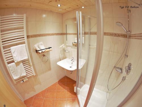 Gästehaus Siegllehen的一间浴室