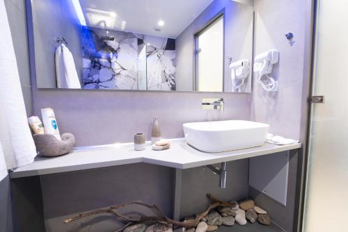 Αqua Dream Beach Apartment的一间浴室