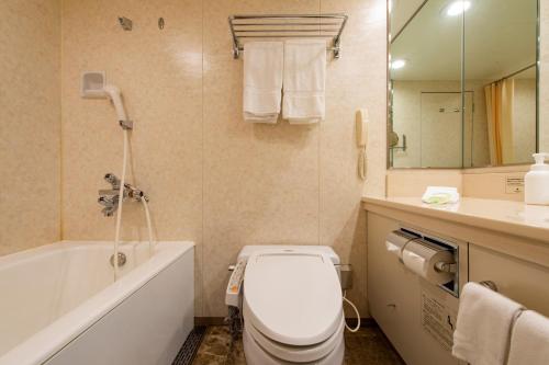 滨松大仓饭店的一间浴室