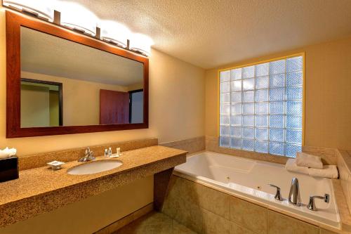 嘉年Comfort Suites Goodyear-West Phoenix的相册照片