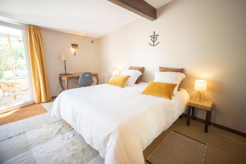 勒玛斯度查瓦酒店客房内的一张或多张床位
