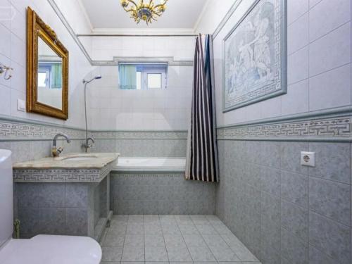 Апартаменты на Ковтюха的一间浴室