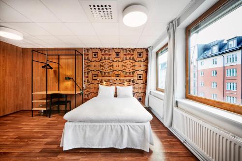 斯德哥尔摩创造者旅舍客房内的一张或多张床位