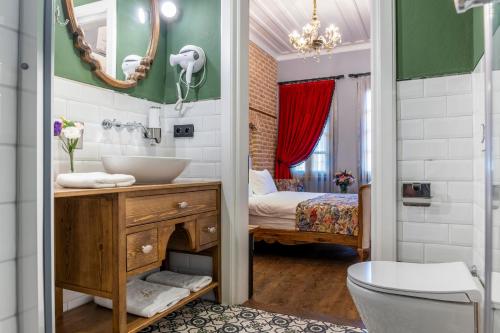 Hotel Lykia Old Town Antalya的一间浴室