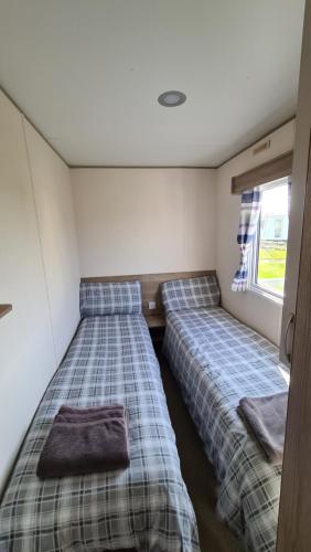 塔特舍尔Luxury 2019 8 berth Caravan with Hot Tub @ Tattershall Lakes的相册照片